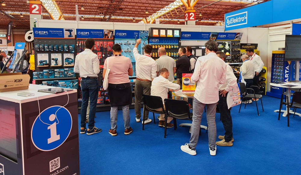 Elektro3 triunfa en la Feria Profer 2025 consolidando su liderazgo con las nuevas tecnologías