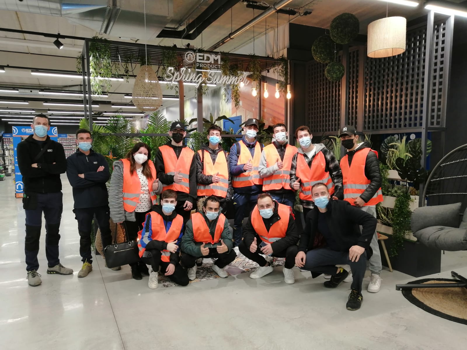 Visita de los alumnos del CP de Operaciones Auxiliares de Almacén